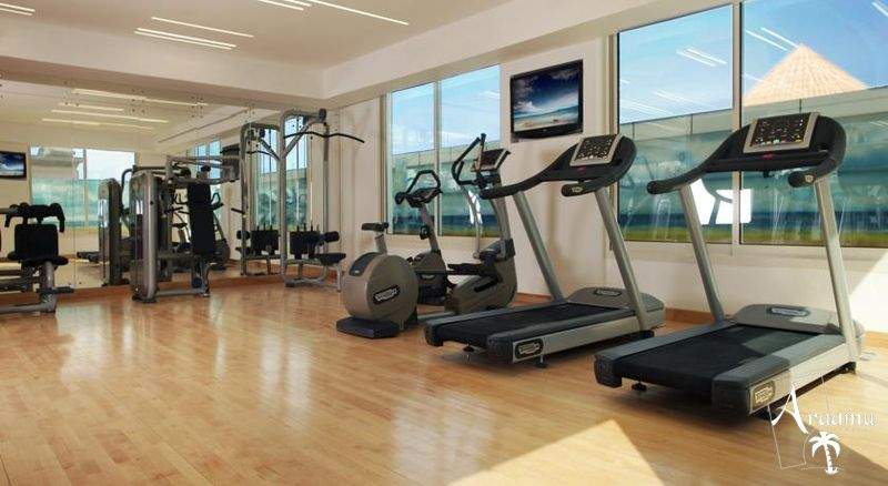 Dubai, Cosmopolitan Hotel****