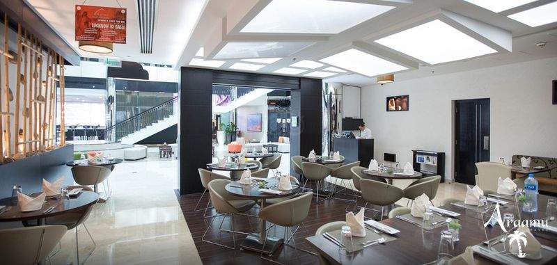 Dubai, Holiday Inn Al Barsha****