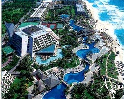 Mexikó, Oasis Cancun****